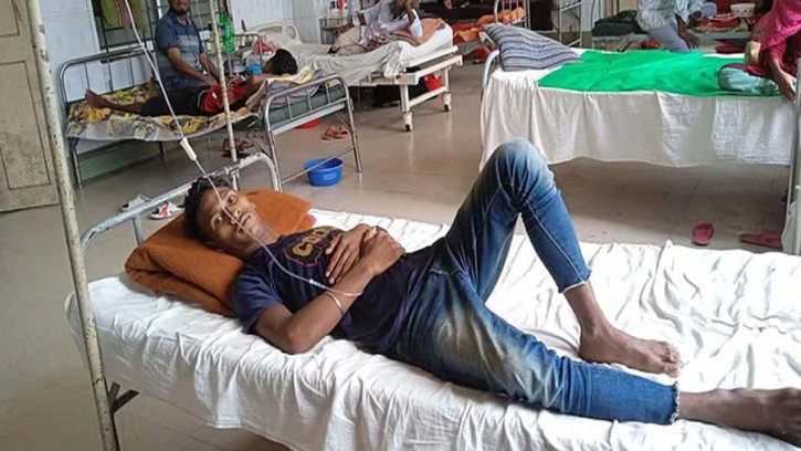 ওবায়দুল কাদেরের বাড়ির কাছে বিএনপির রোডমার্চের গাড়িবহরে হামলা, আহত ১৫