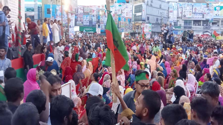 বিএনপির রোডমার্চ পৌঁছানোর আগেই লোকারণ্য খুলনা