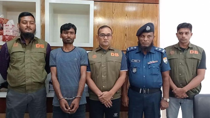 সৎবাবা ধর্ষণের পর চলন্ত ট্রেনে শ্বাসরোধে হত্যা করে লাশ ফেলেন রেললাইনে